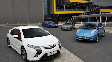 Vauxhall Ampera vs Lexus CT200h, Audi A4 and Nissan Leaf