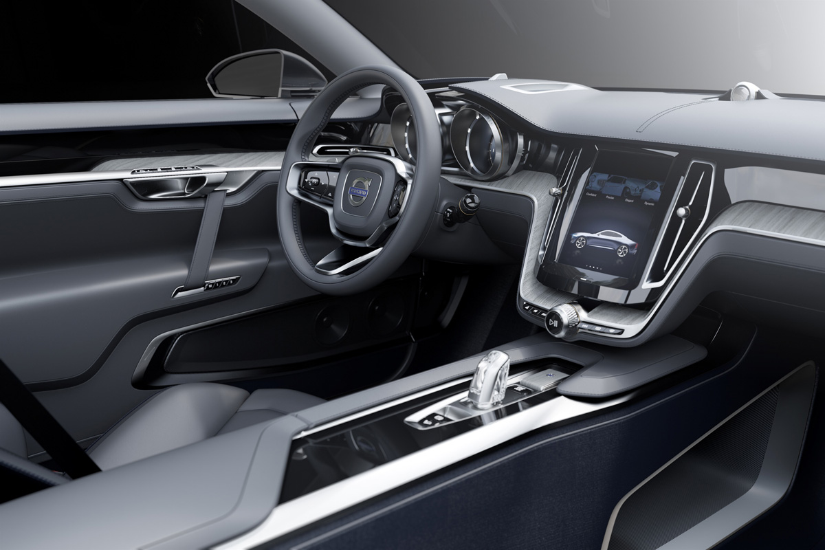 Volvo Concept Coupe dashboard