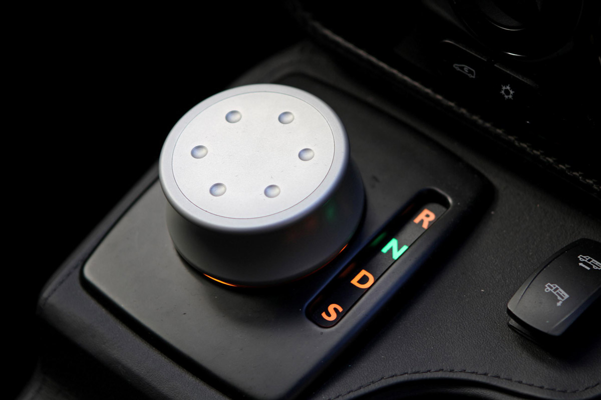 Electric Metrocab gear selector