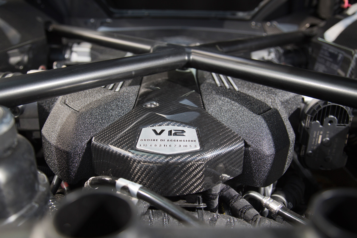 Lamborghini Aventador Roadster engine detail