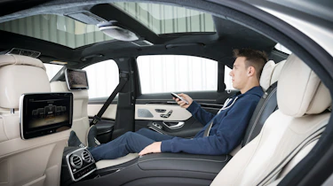 Mercedes S500 interior