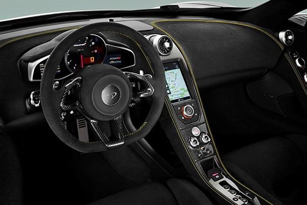 McLaren 650S interior