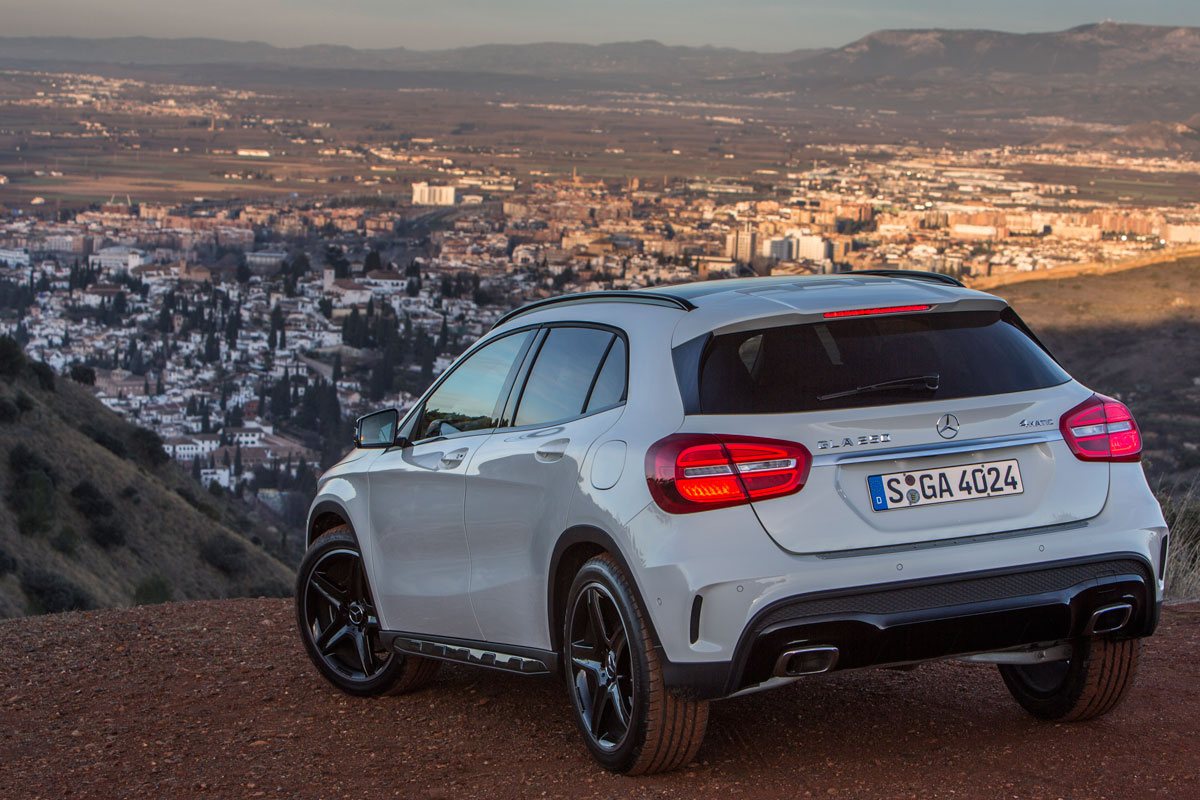 Mercedes GLA 250 SE - rear static