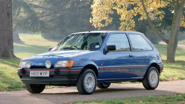 1990 blue ford fiesta