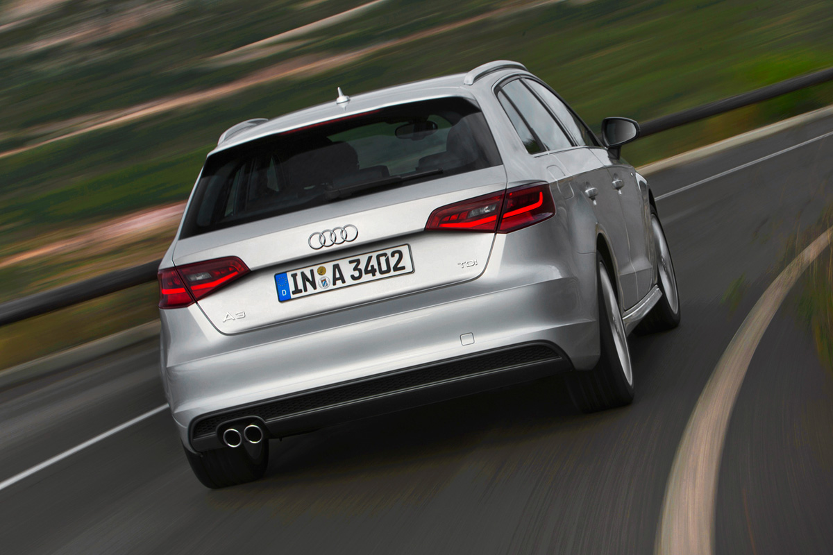 Audi A3 Sportback 2.0 TDI rear cornering