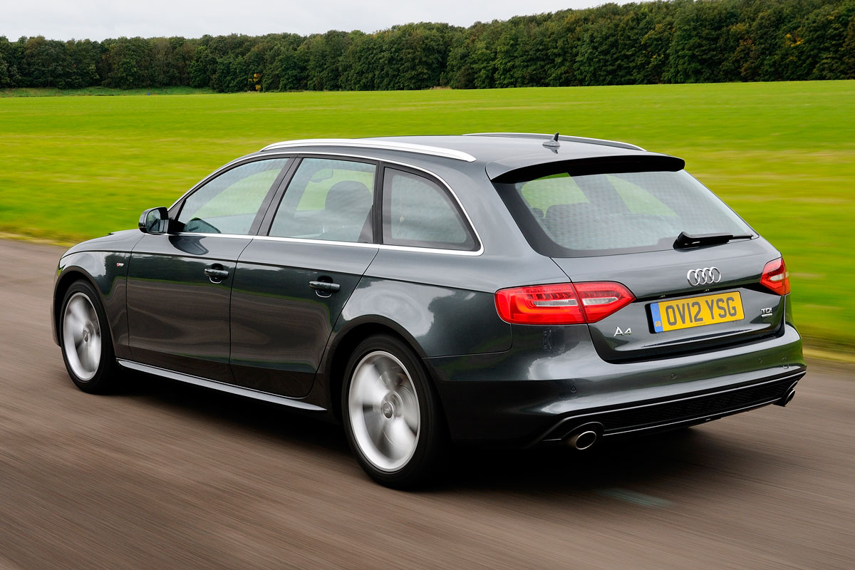 Audi A4 Avant rear tracking