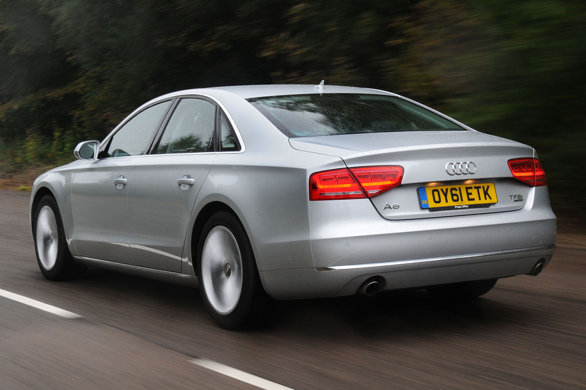 Audi A8 rear tracking