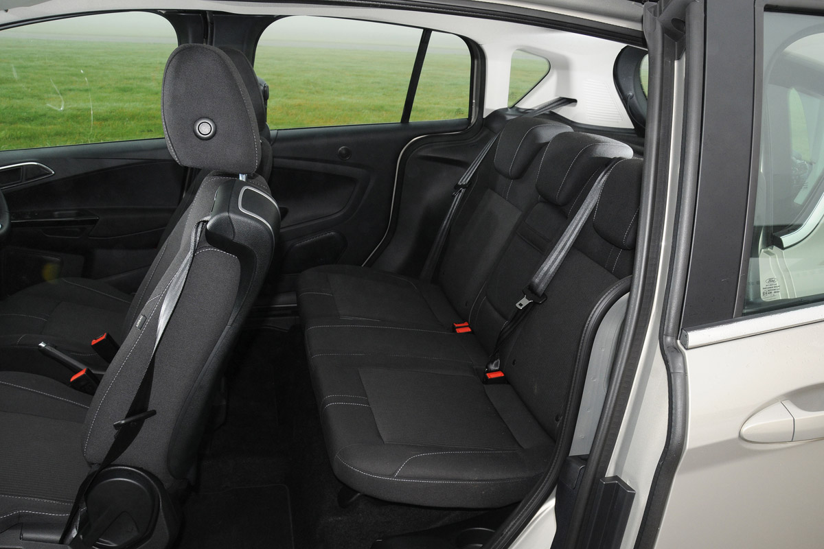 Ford B-MAX doors open