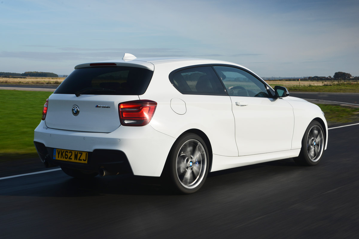 BMW M135i rear tracking
