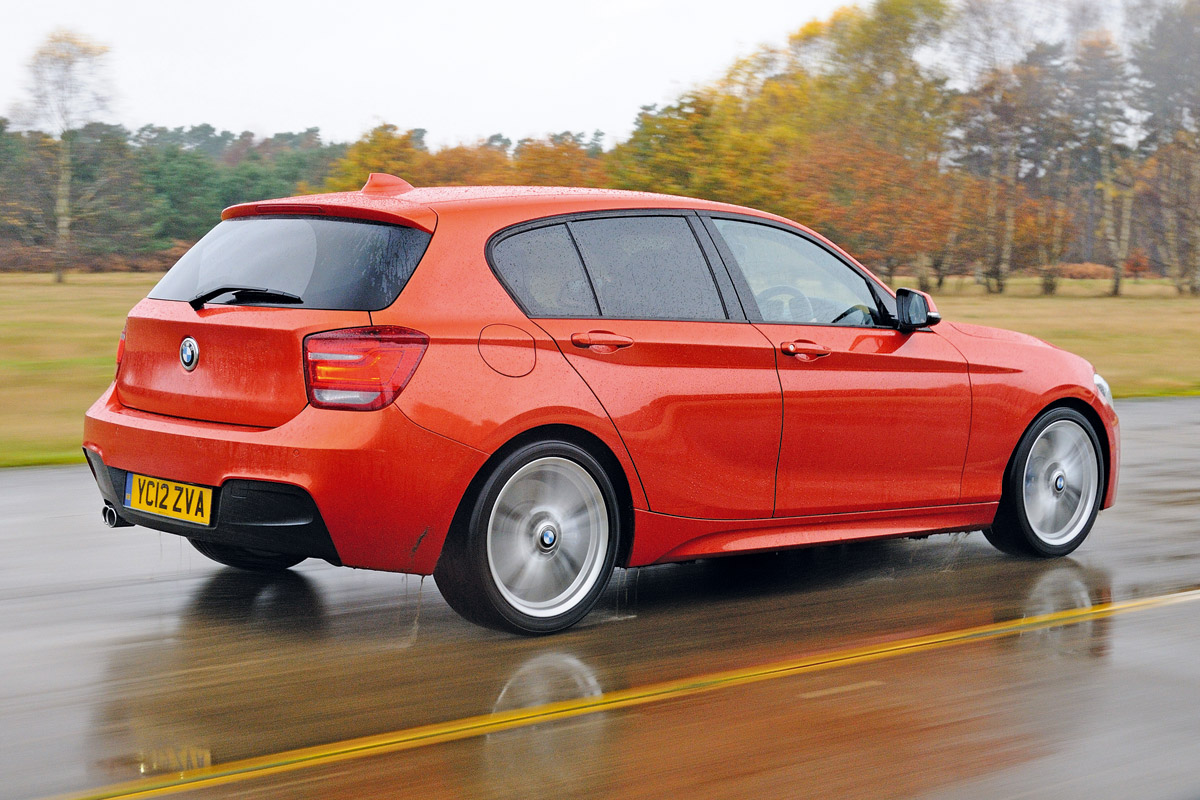BMW 116d M Sport rear tracking