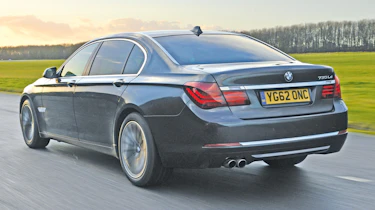 BMW 730Ld rear tracking