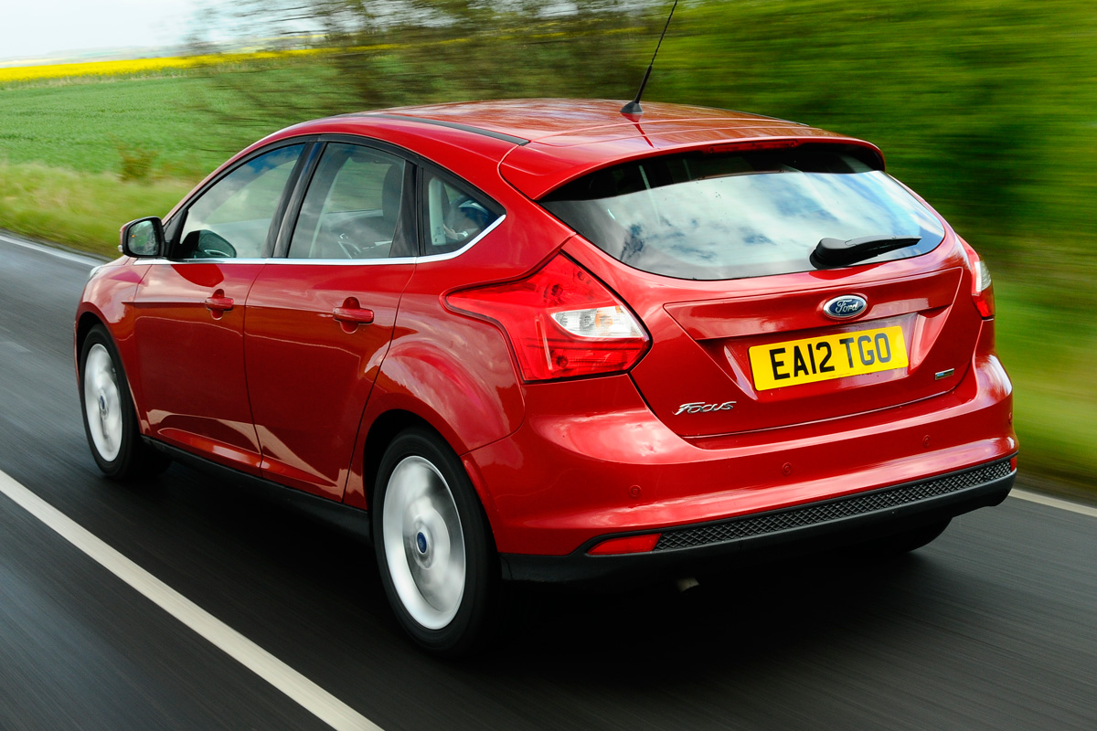 Ford Focus rear tracking