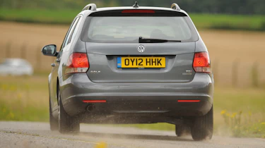 Volkswagen Golf rear tracking