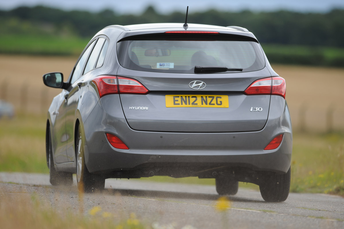 Hyundai i30 Tourer rear action