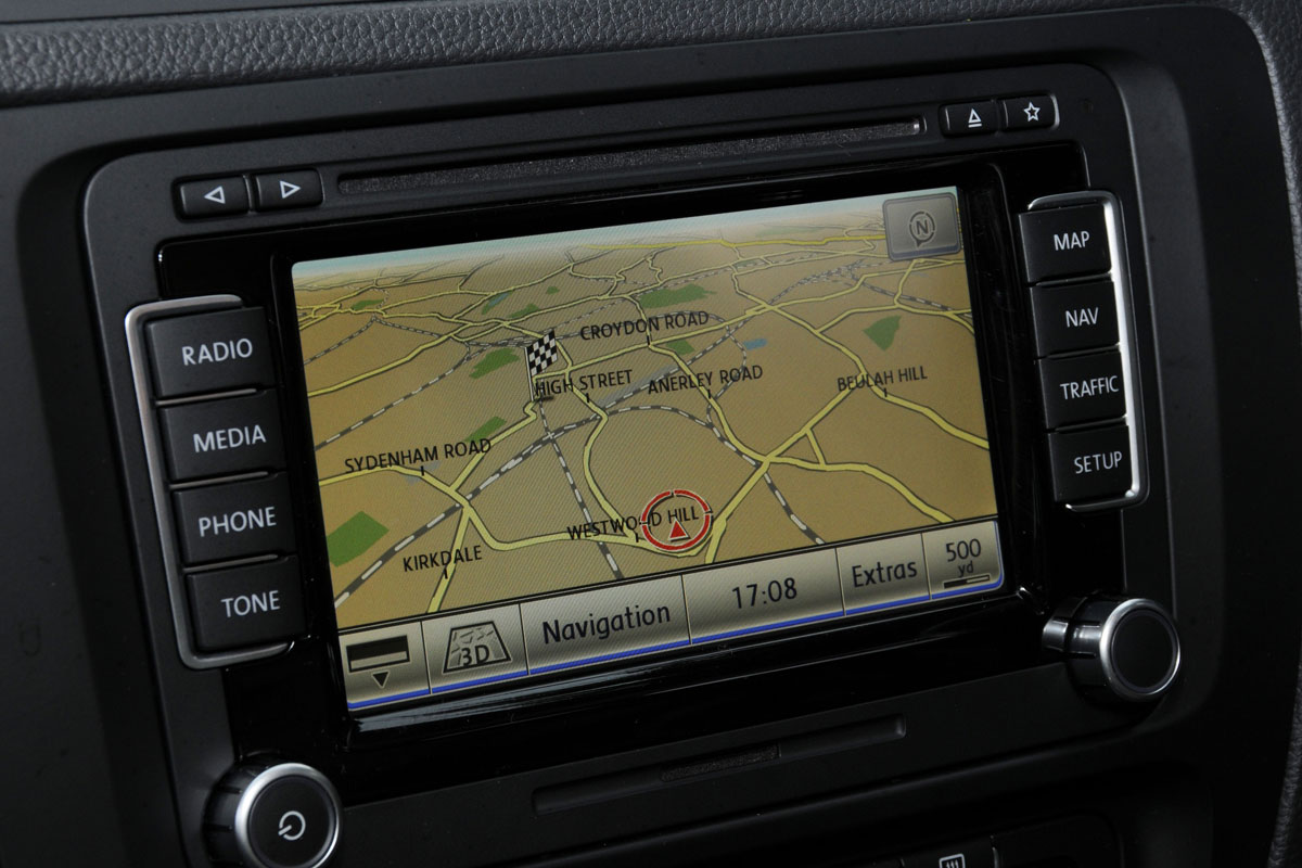 Volkswagen Jetta interior display