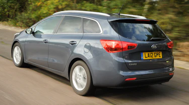 Kia Cee'd Sportswagon rear tracking