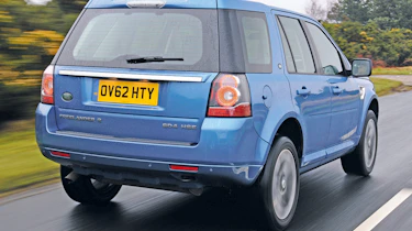 Land Rover Freelander rear tracking