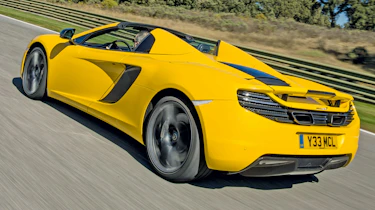 McLaren 12C Spider rear tracking