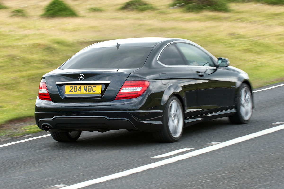 Mercedes C250 CGI Coupe rear tracking