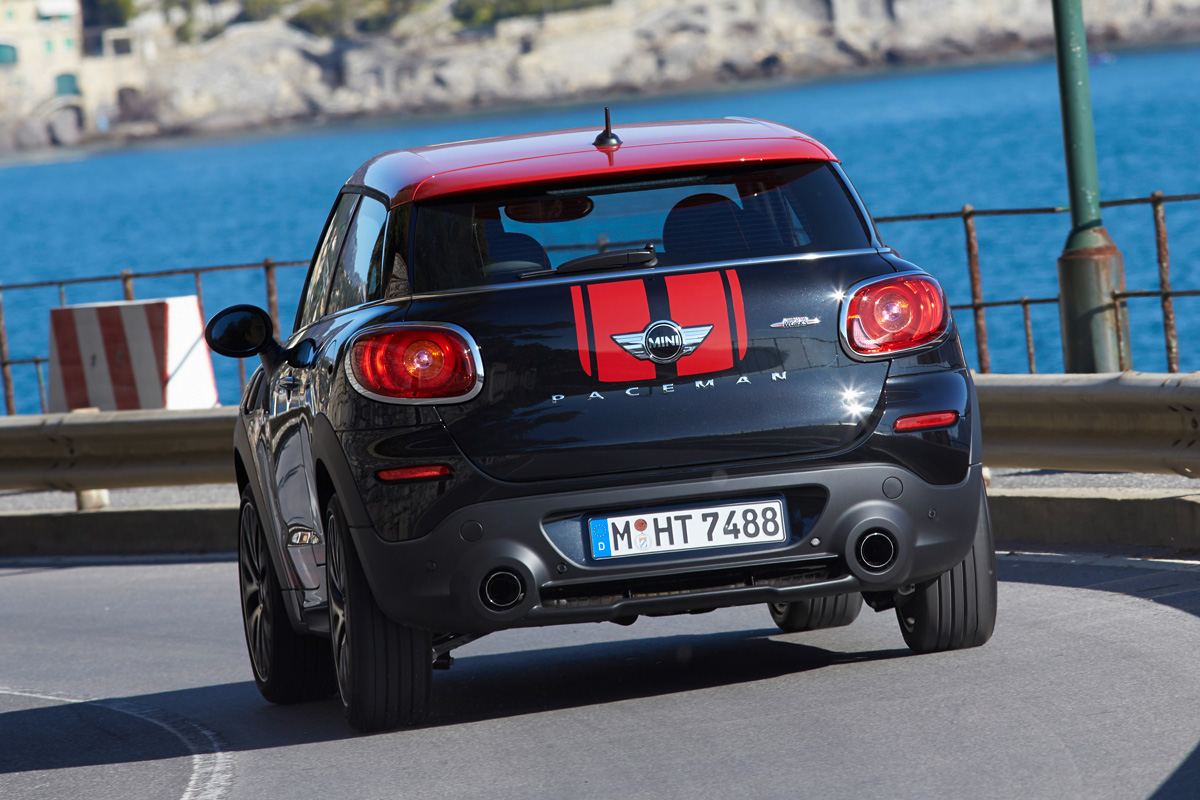 MINI JCW Paceman rear cornering
