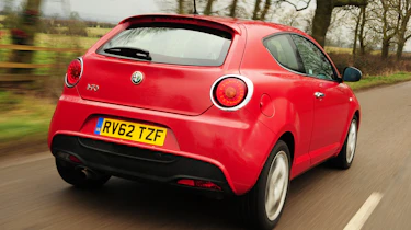 Alfa Romeo MiTo rear tracking