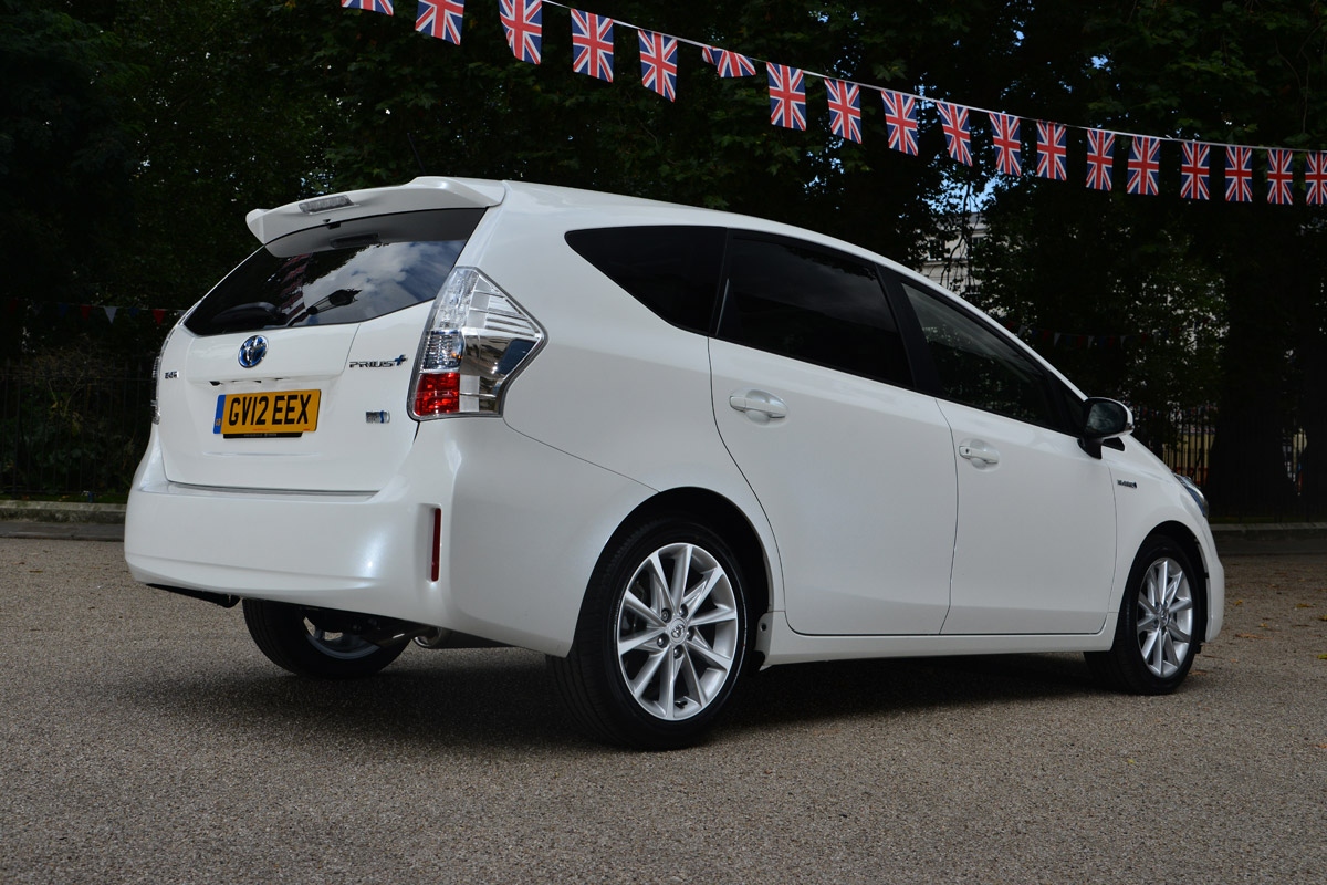 Toyota Prius+ rear action