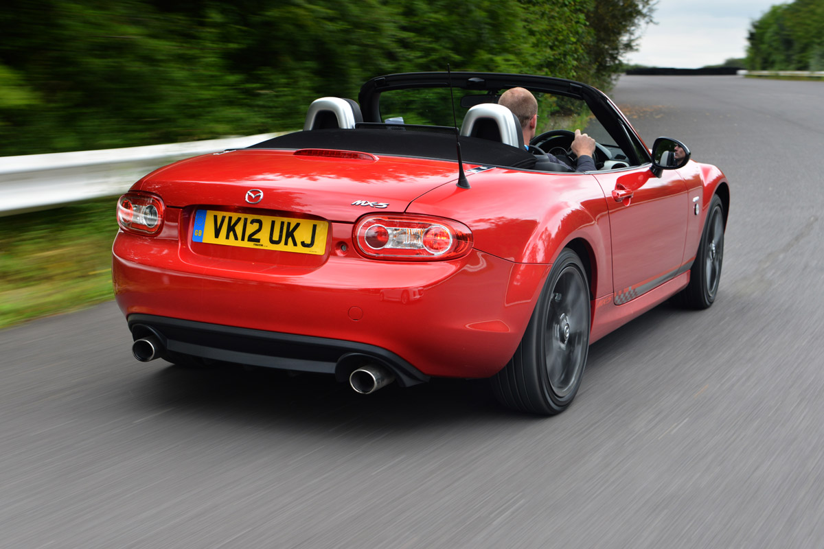 Mazda MX-5 Kuro rear
