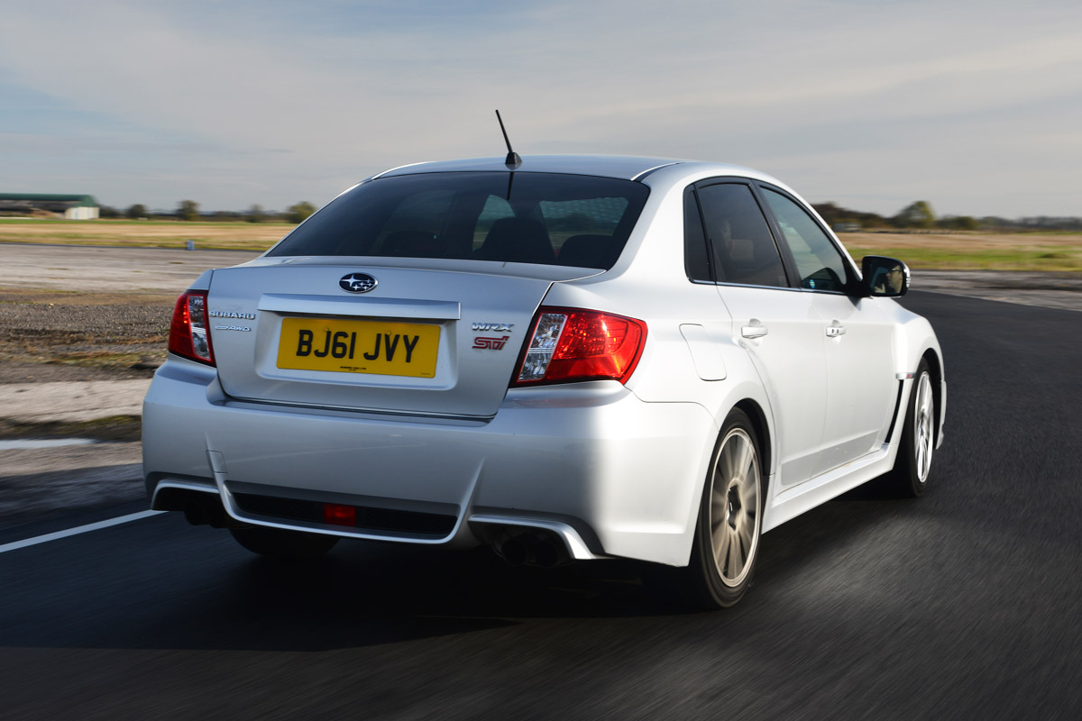 Subaru WRX STi 320R rear tracking