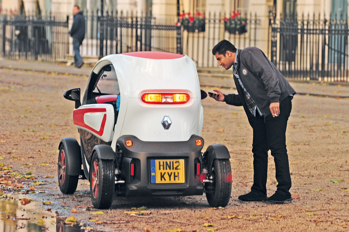 Renault Twizy rear static