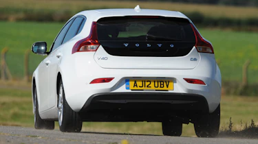 Volvo V40 Cross Country rear cornering