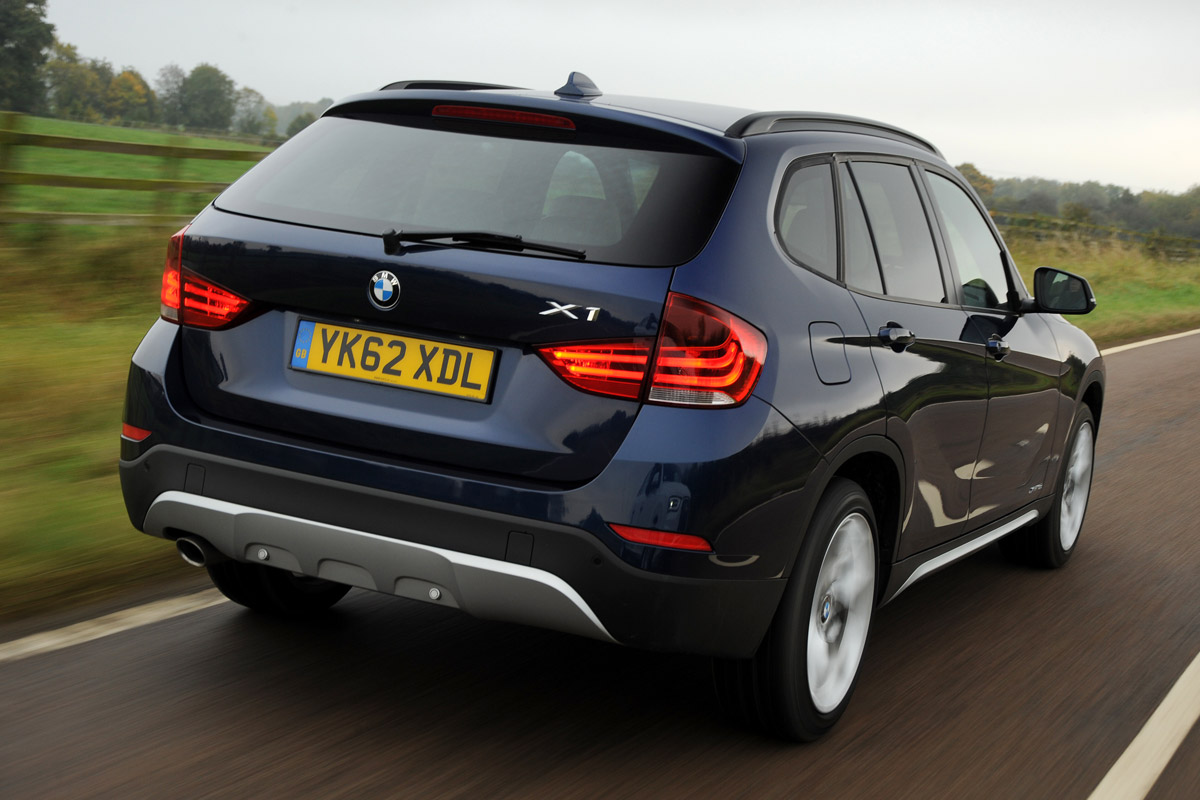 BMW X1 rear tracking