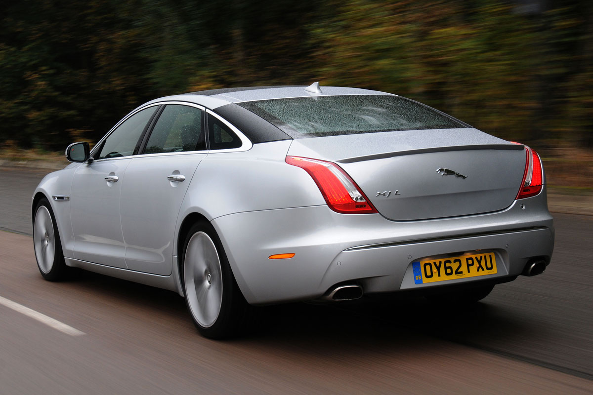 Jaguar XJ rear tracking
