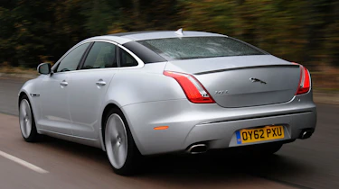 Jaguar XJ rear tracking