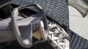 DS Divine concept - steering wheel