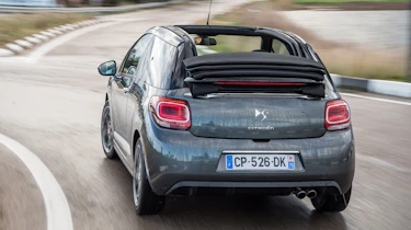 Citroen DS3 Cabrio rear cornering