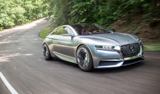DS Divine concept - driving