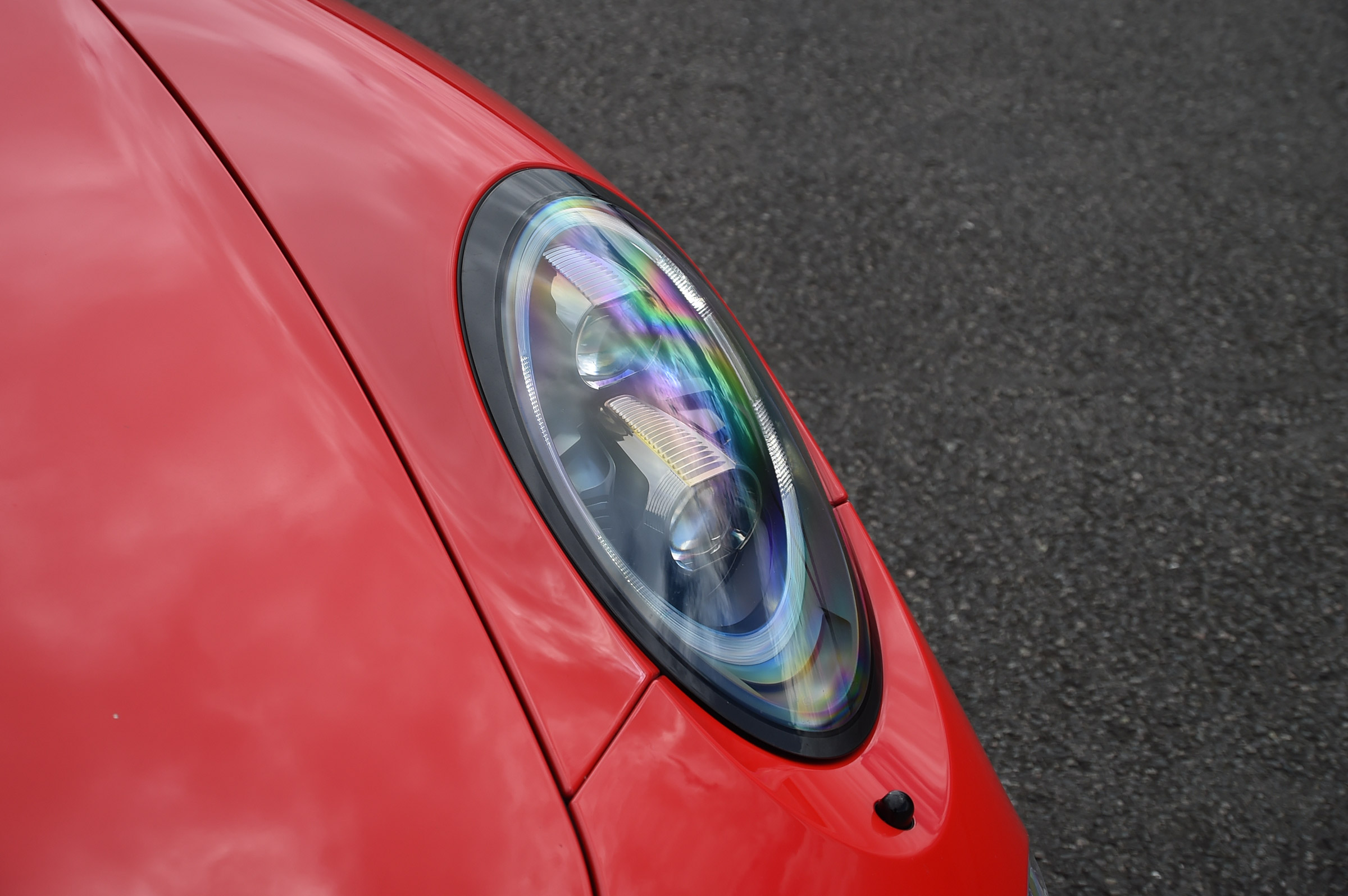 Porsche 911 GTS headlight