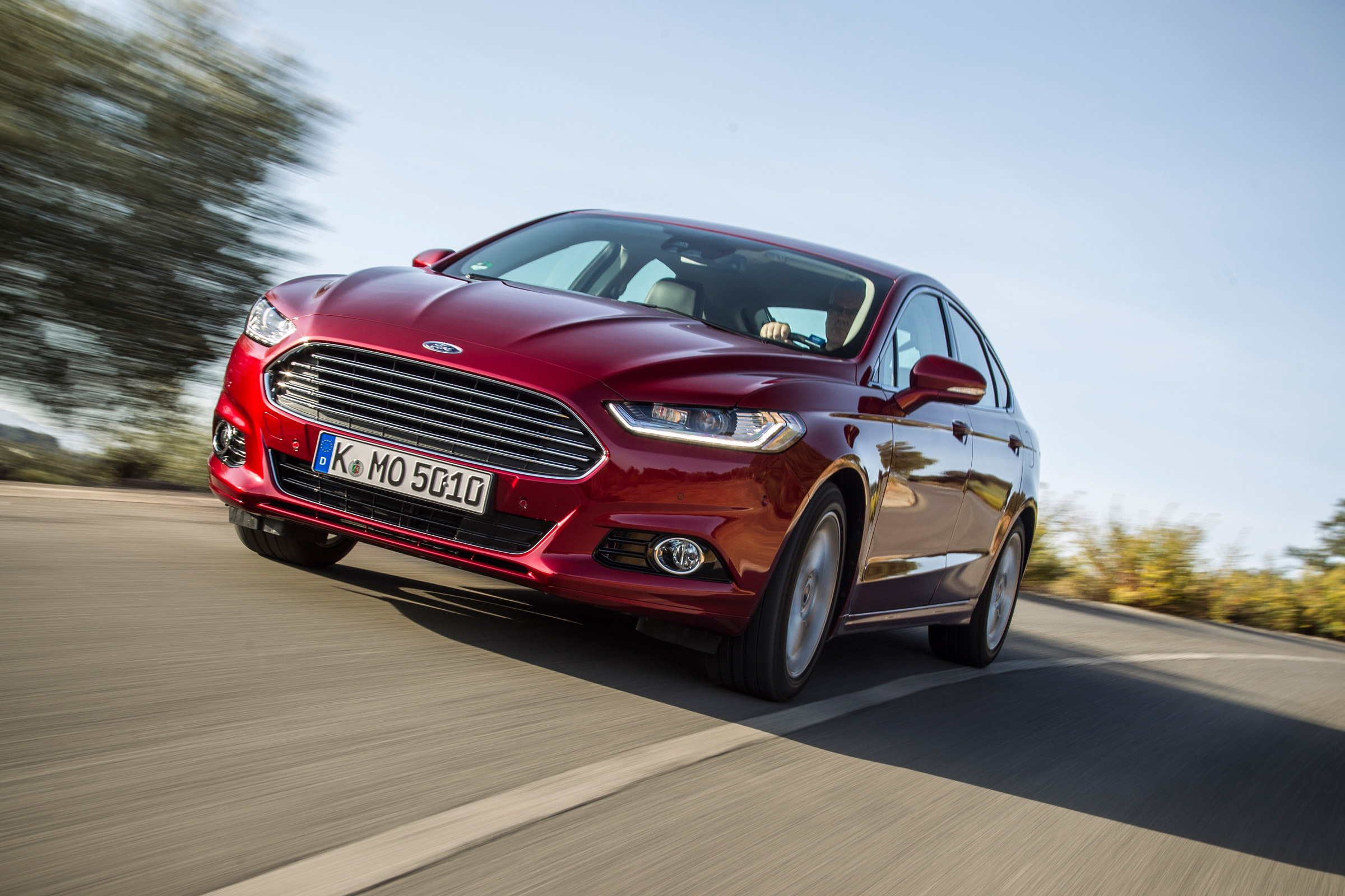 Ford Mondeo 2014 front