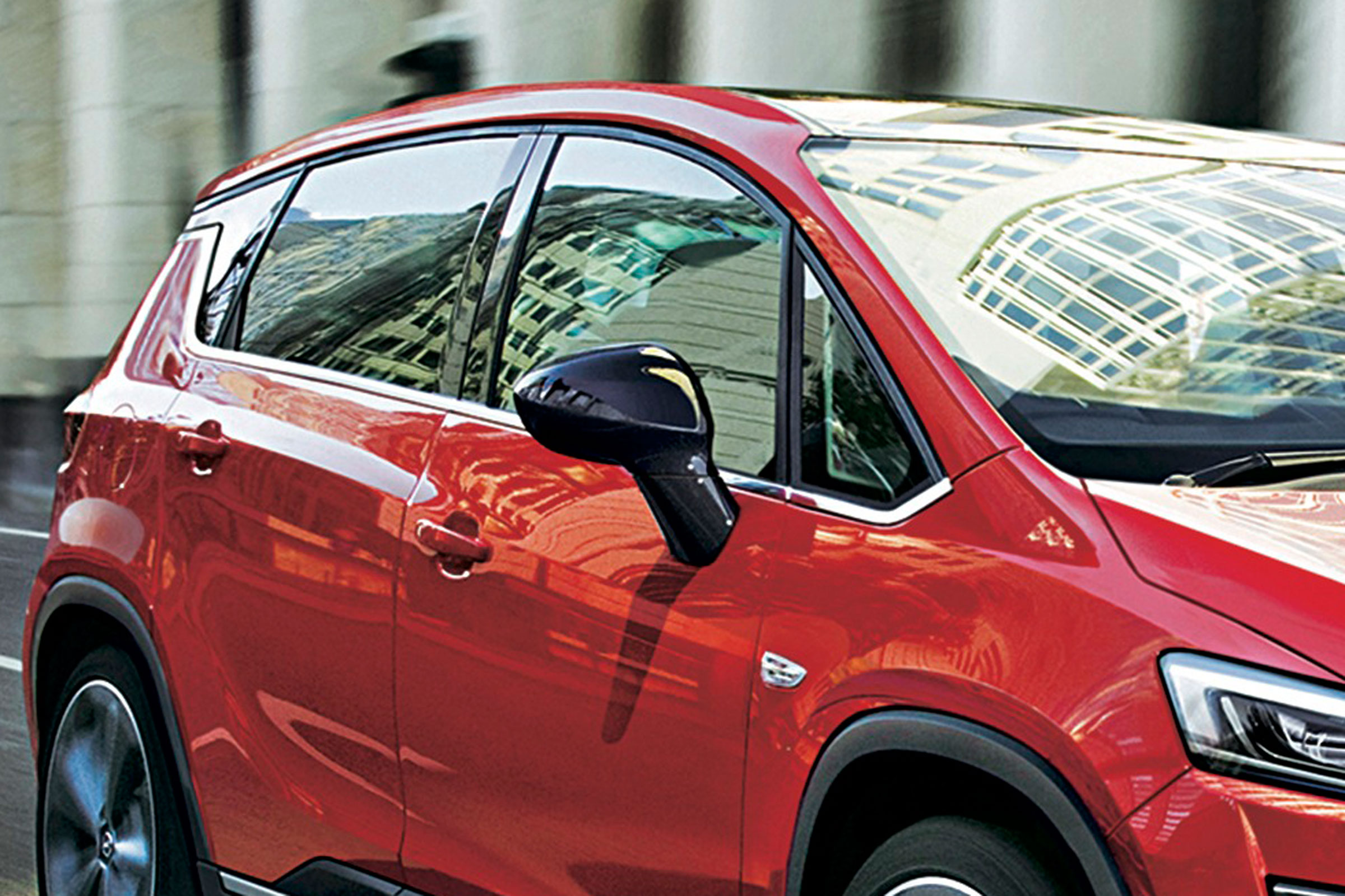 Vauxhall Zafira SUV 2016 side detail