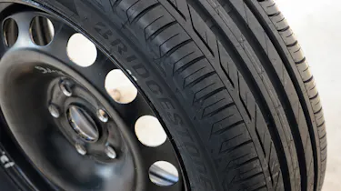 Bridgestone Turanza T001