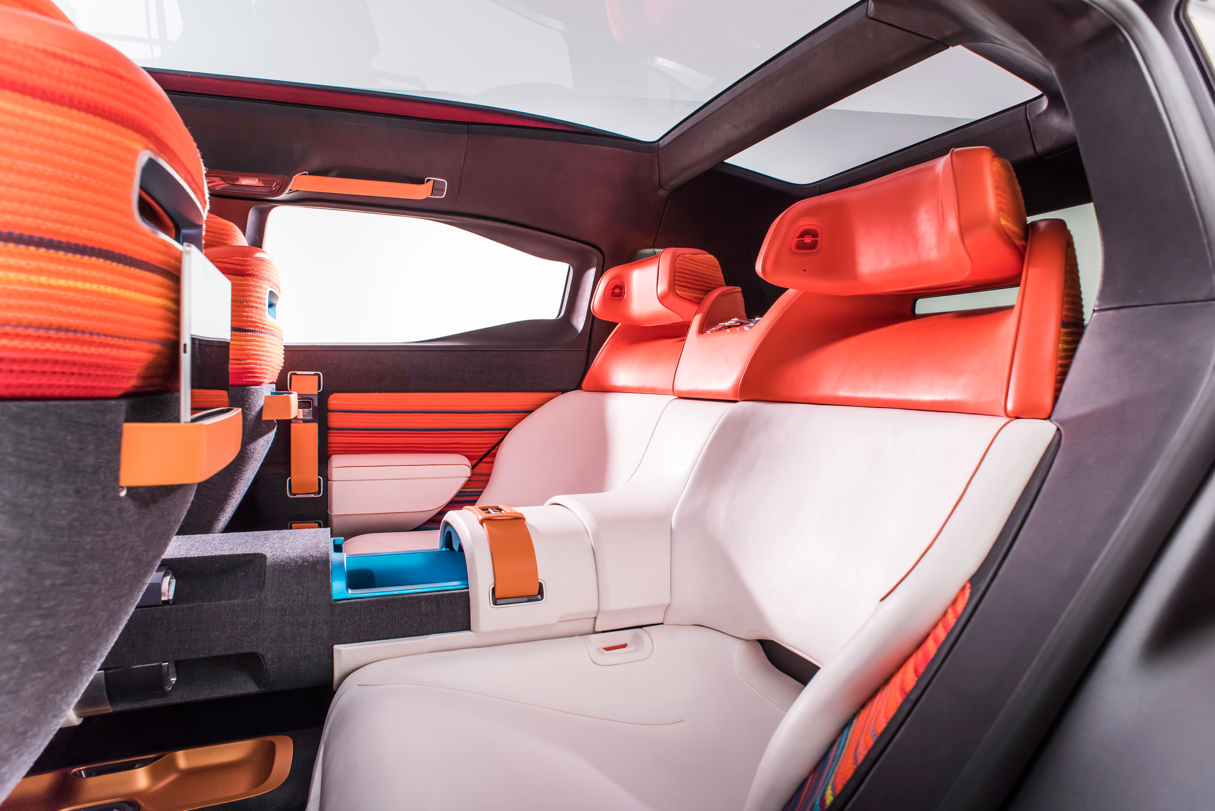 Citroen Aircross concept - rear seats
