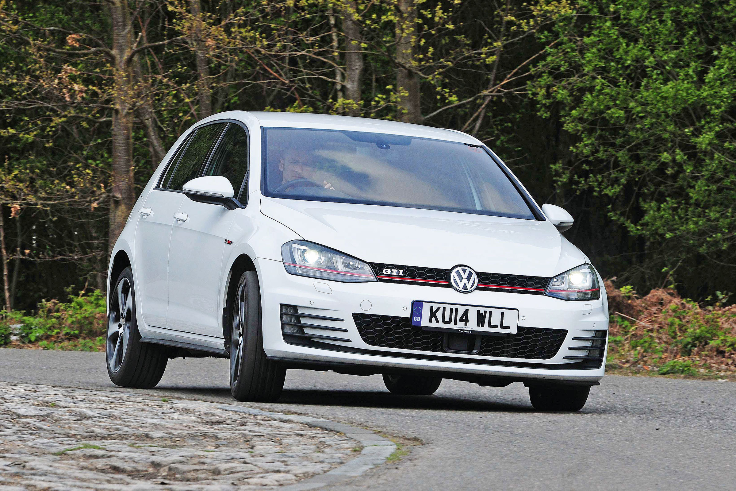 VW Golf GTI - front cornering