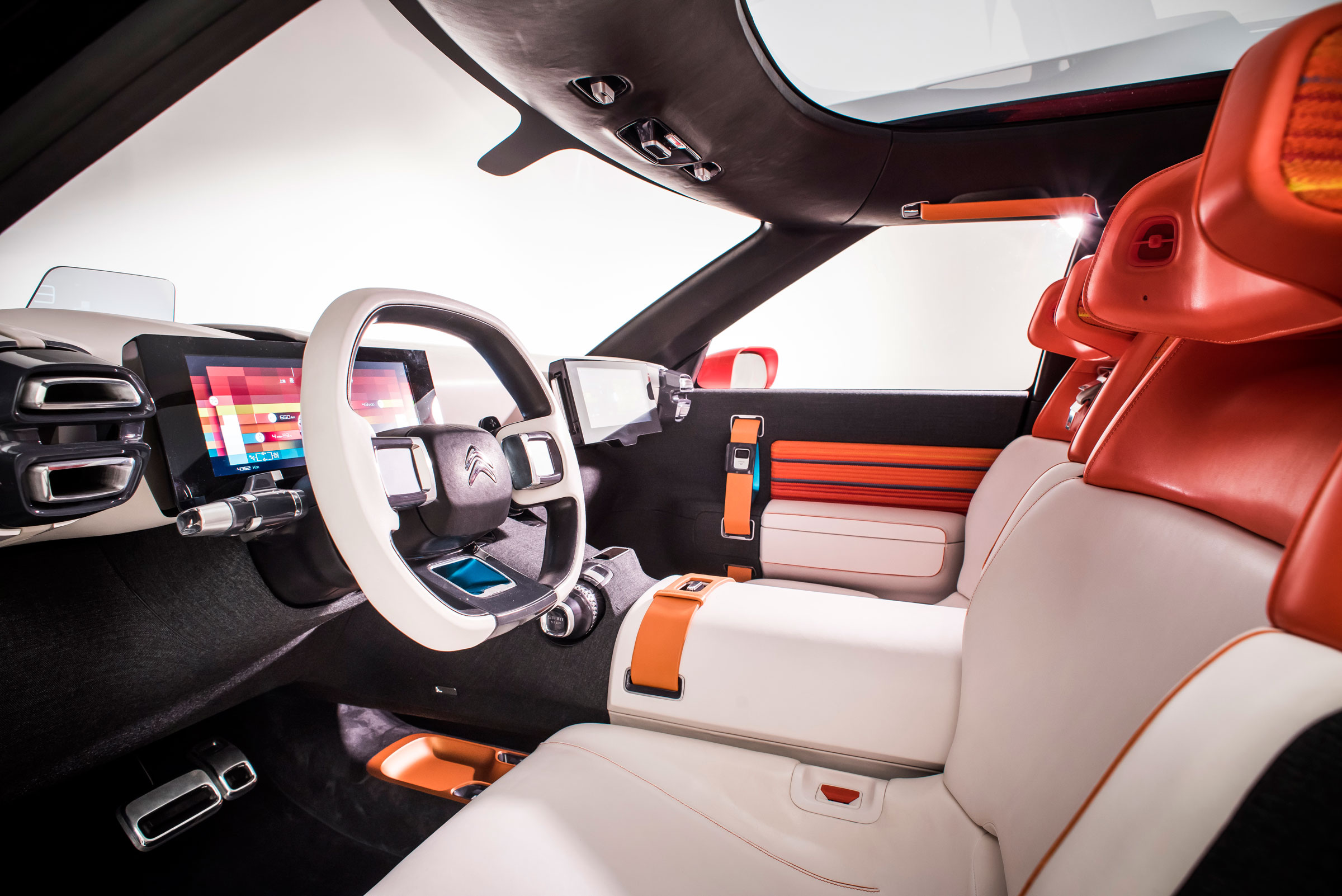 Citroen Aircross concept - front seats