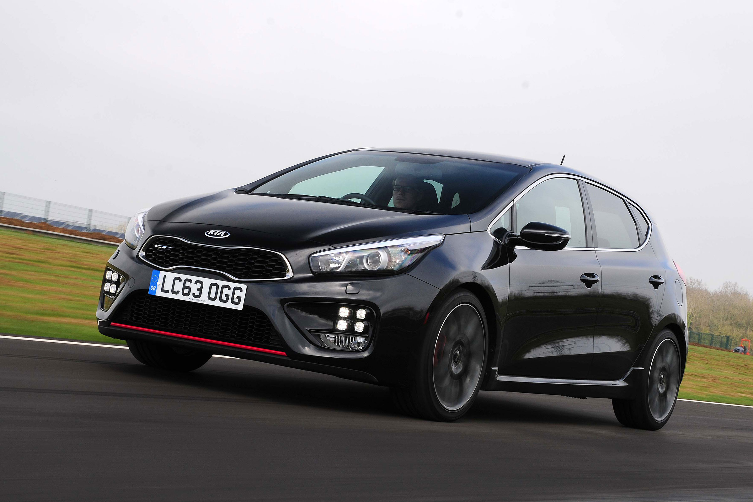Kia Cee'd GT Tech - front tracking