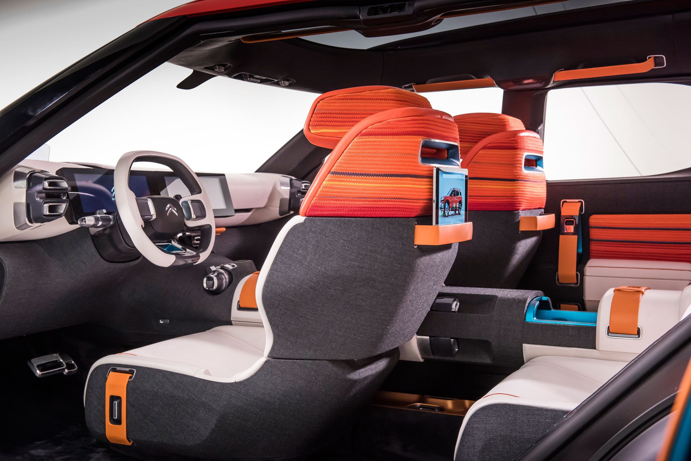 Citroen Aircross concept - seat backs