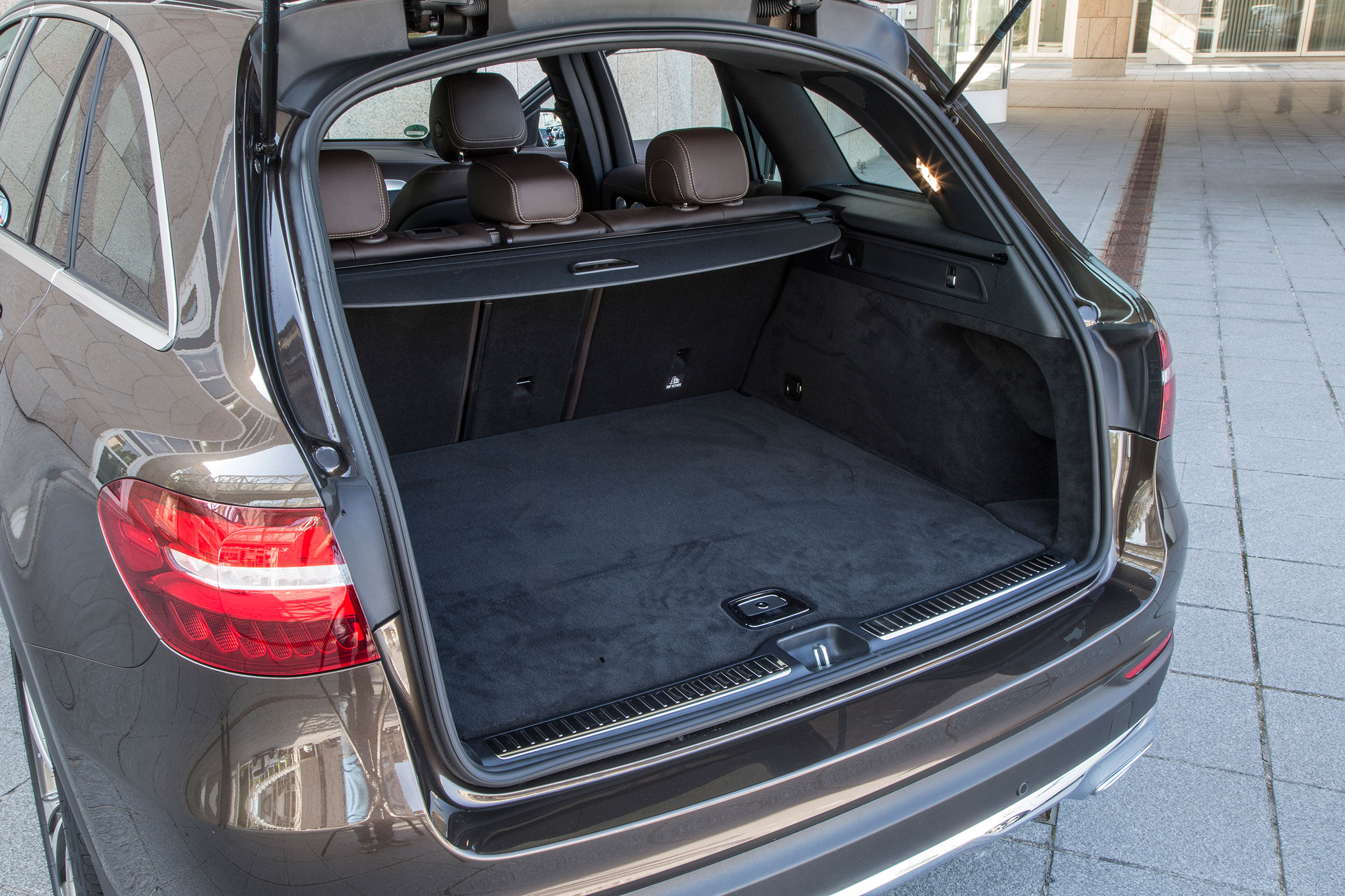 Mercedes GLC - boot