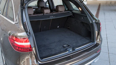 Mercedes GLC - boot
