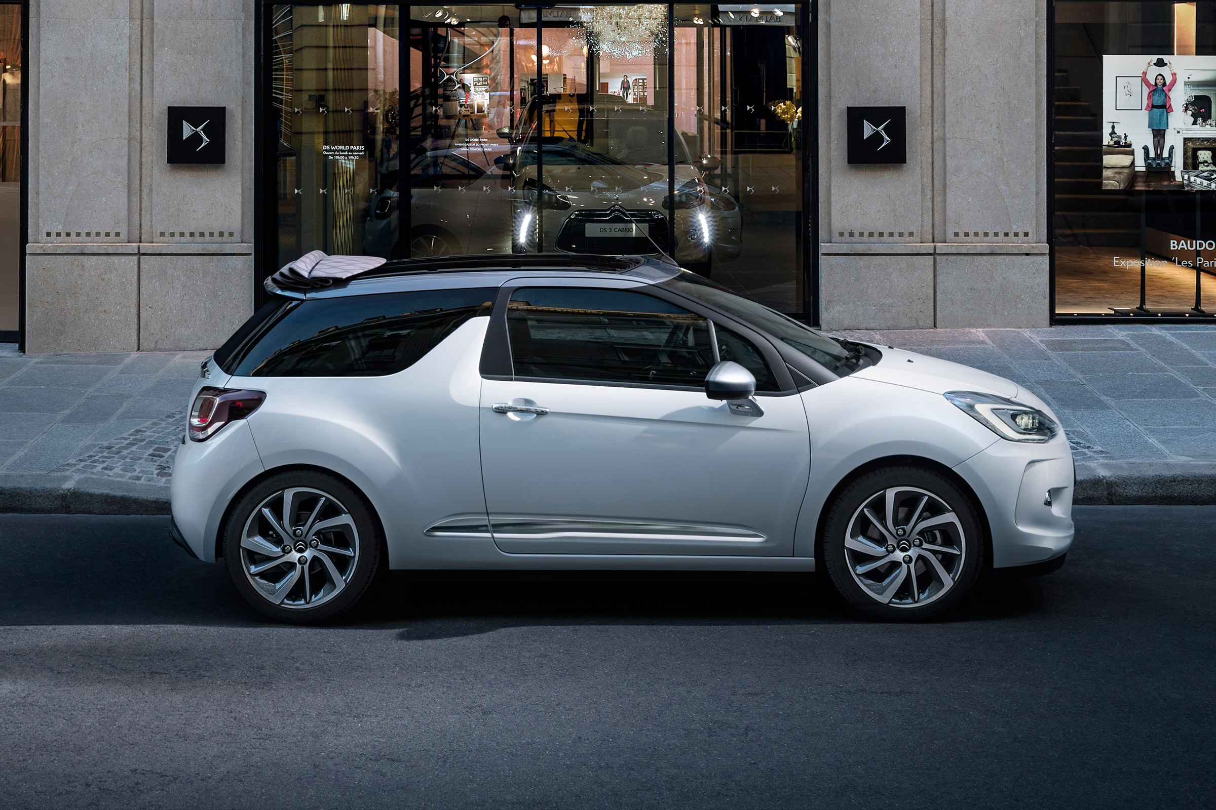 DS 3 Cabrio side