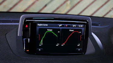 Renault Megane GT 220 - screen