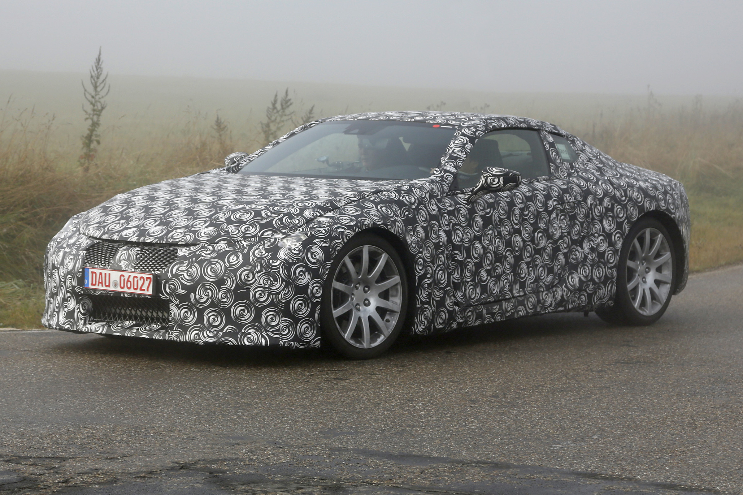 Lexus LF LC front side